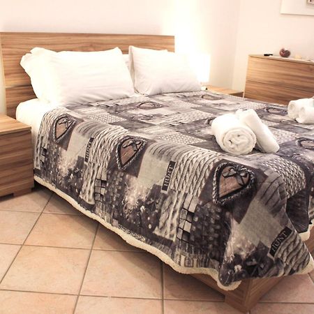 Anzio- Central Holiday House. Luaran gambar